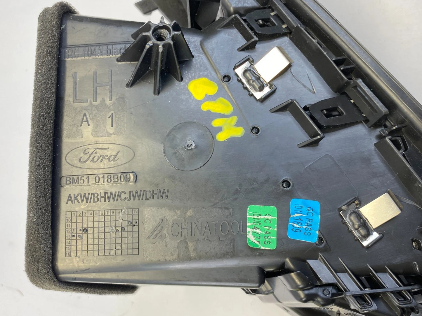12-18 FORD FOCUS LEFT DRIVER SIDE DASH AC AIR VENT GRILLE OUTLET BM51-018B09 OEM