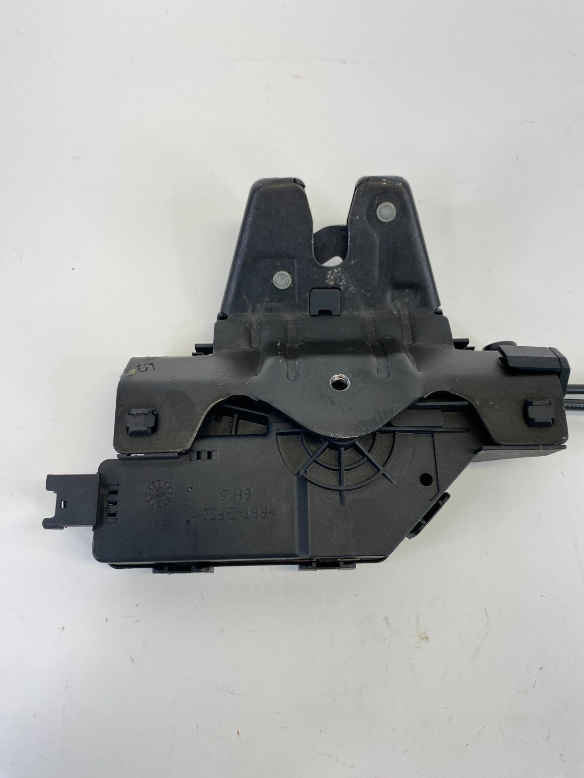 2006 2007 06 07 BMW 530xi Rear Trunk Tailgate Lid Lock Latch Actuator OEM