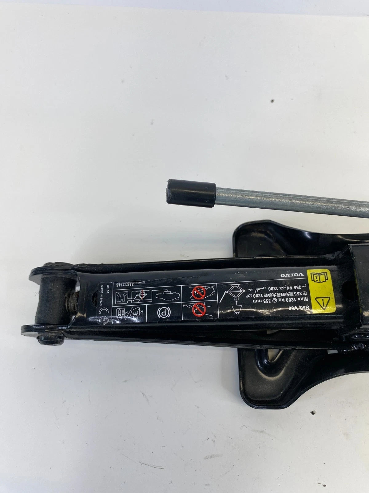 2011-2018 VOLVO S60 EMERGENCY SPARE TIRE KIT JACK & LUG WRENCH KIT SET OEM