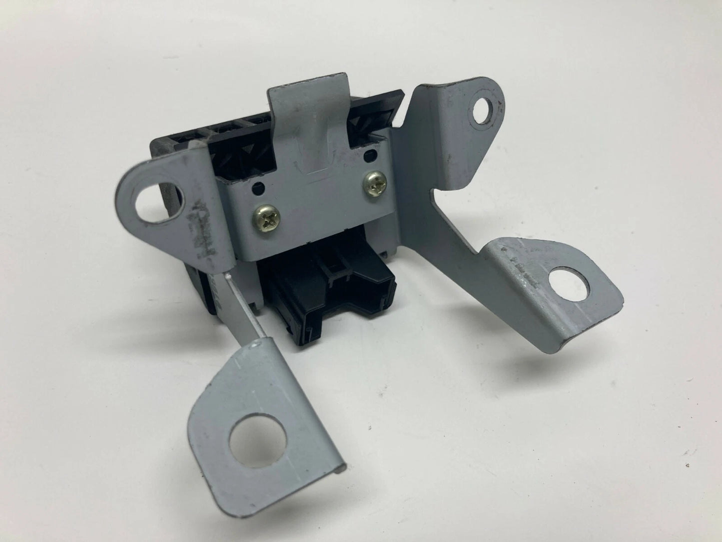 2005 05 HYUNDAI TUCSON REAR HATCH GLASS CONTACT CONNECTOR 919502E000 OEM