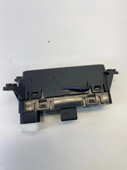 2016-2020 KIA SORENTO FUEL TANK GAS DOOR LID RELEASE CONTROL SWITCH 299144528