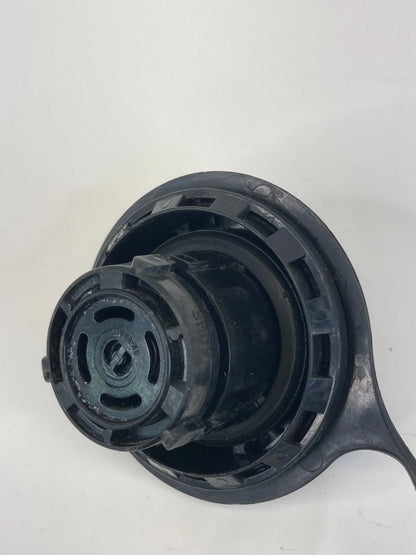 2002-2010 FORD EXPLORER MERCURY MOUNTAINEER GAS FUEL TANK FILLER CAP OEM