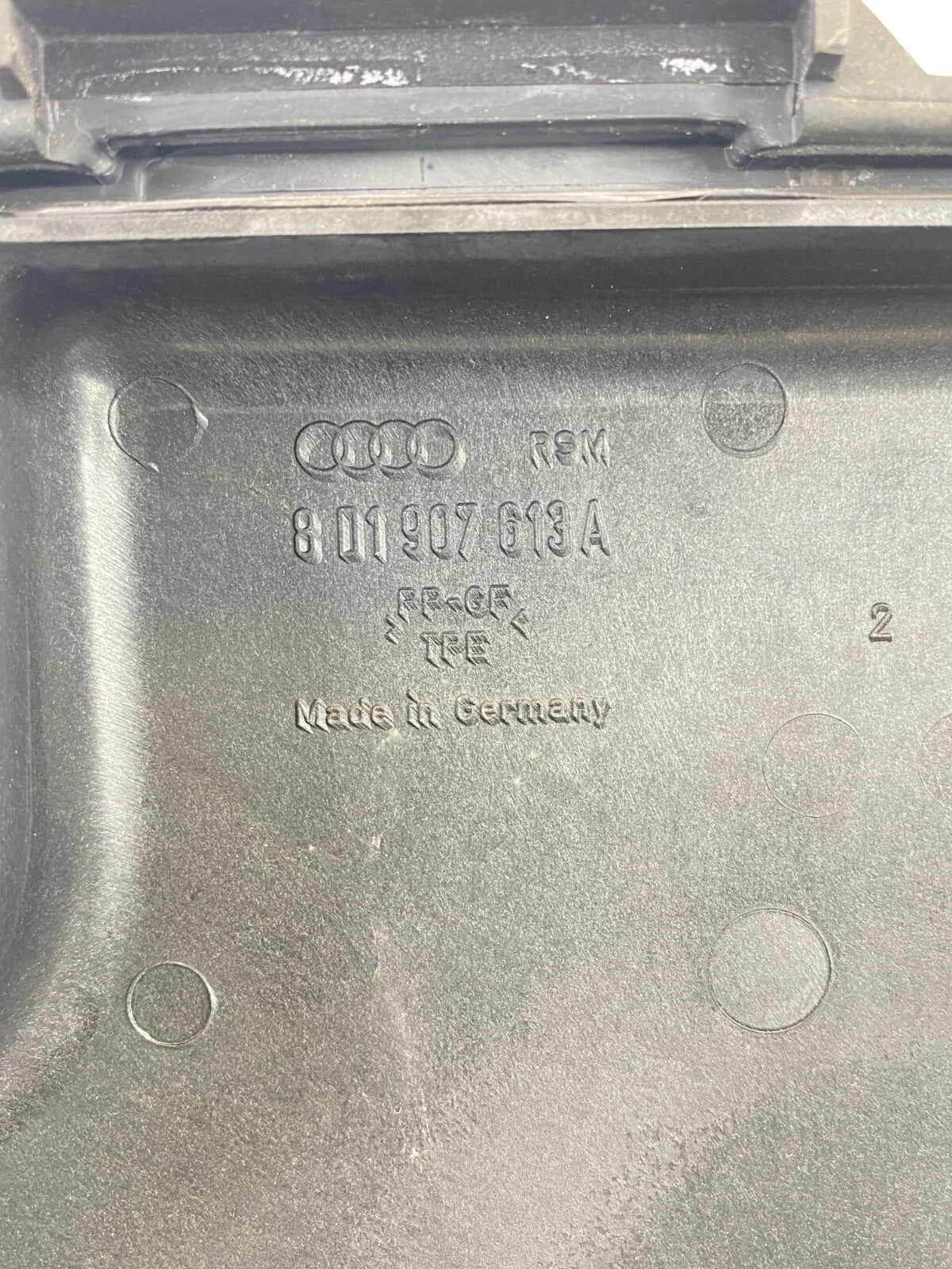 00 01 AUDI A6 QUATTRO 2.8L ENGINE COMPUTER CONTROL HOUSING BOX COVER 801907613A