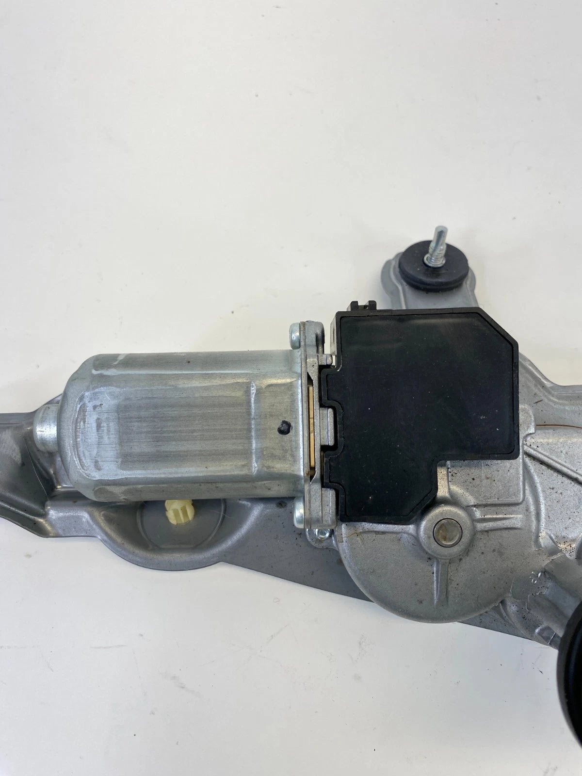 2007-2009 LEXUS RX350 REAR LIFGATE WINDSHIELD WIPER MOTOR ASSY 85130-0E010 OEM