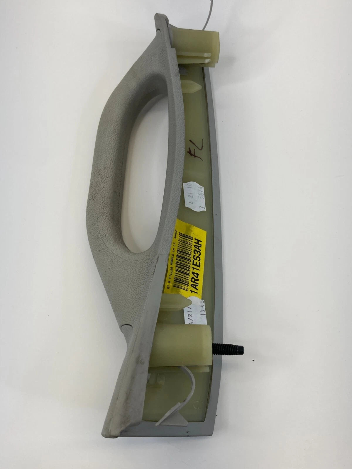 2009-2014 VOLKSWAGEN ROUTAN REAR LEFT B-PILLAR GRIP GRAB HANDLE 1AR41ES3AH