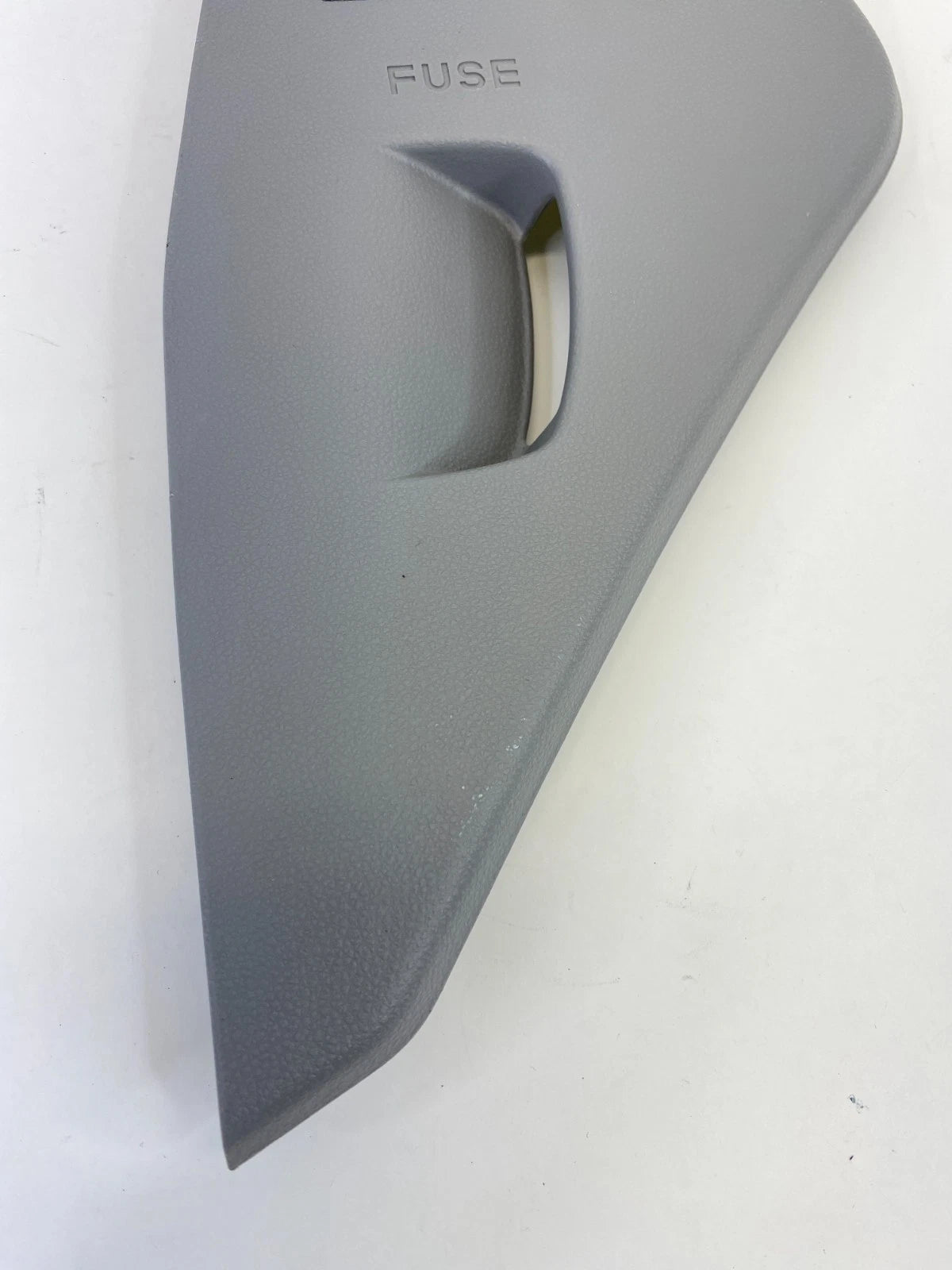 2006-2010 KIA OPTIMA DASH LEFT SIDE FUSE END TRIM COVER CAP 84768-2G000 OEM
