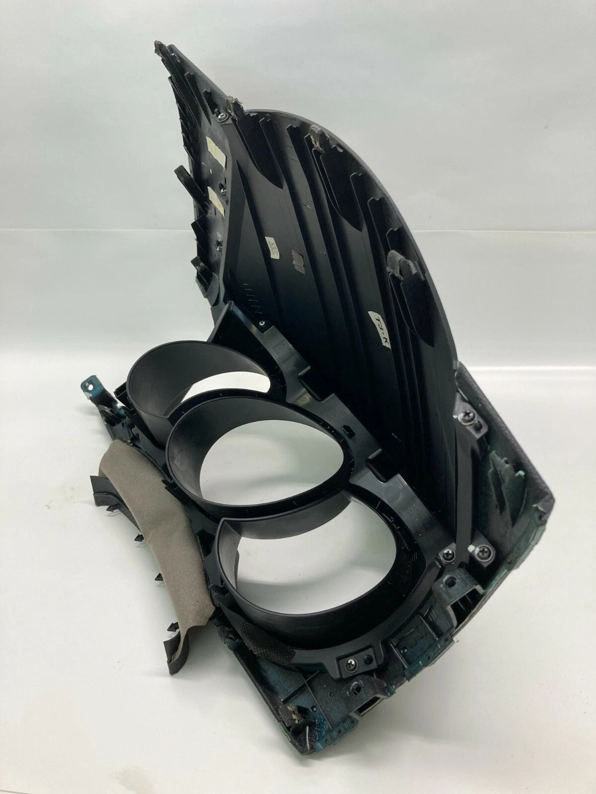 10-13 KIA FORTE SPEEDOMETER INSTRUMENT CLUSTER DASH BEZEL TRIM PANEL 84831-1M300
