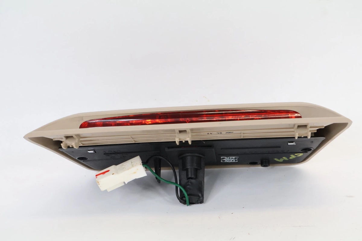 06-11 HYUNDAI ACCENT SEDAN THIRD 3RD BRAKE LIGHT REAR HIGH MOUNT STOP LAMP OEM