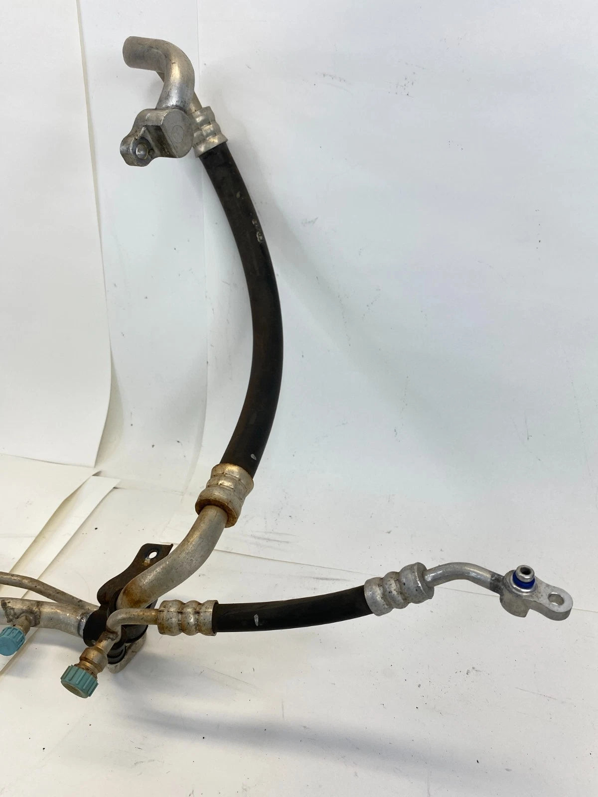 12-17 HYUNDAI ACCENT VELOSTER 1.6L L4 A/C REFRIGERANT SUCTION & LIQUID HOSE LINE