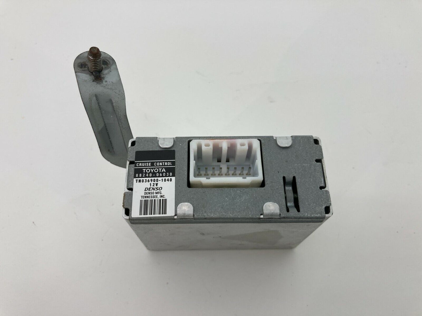 1999-2001 Toyota Camry Toyota Solara Cruise Control Module Unit 8824006030 OEM