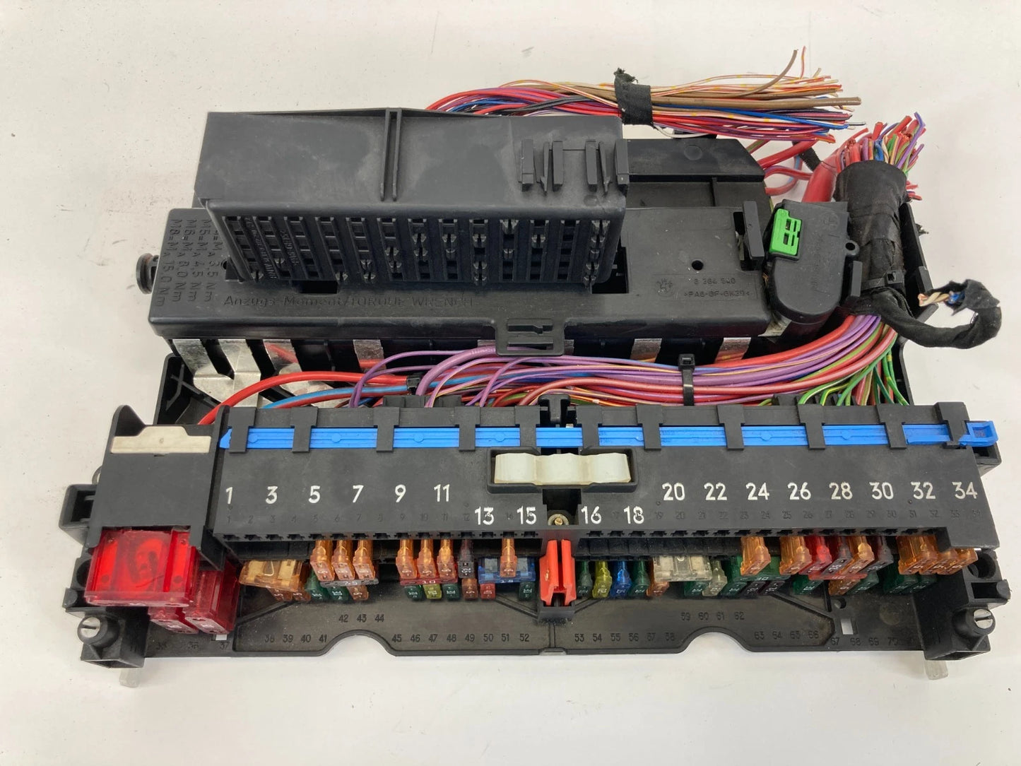 1999 2000 BMW 323i 01-05 325i Interior Fuse Box Glovebox 8-364-542 OEM