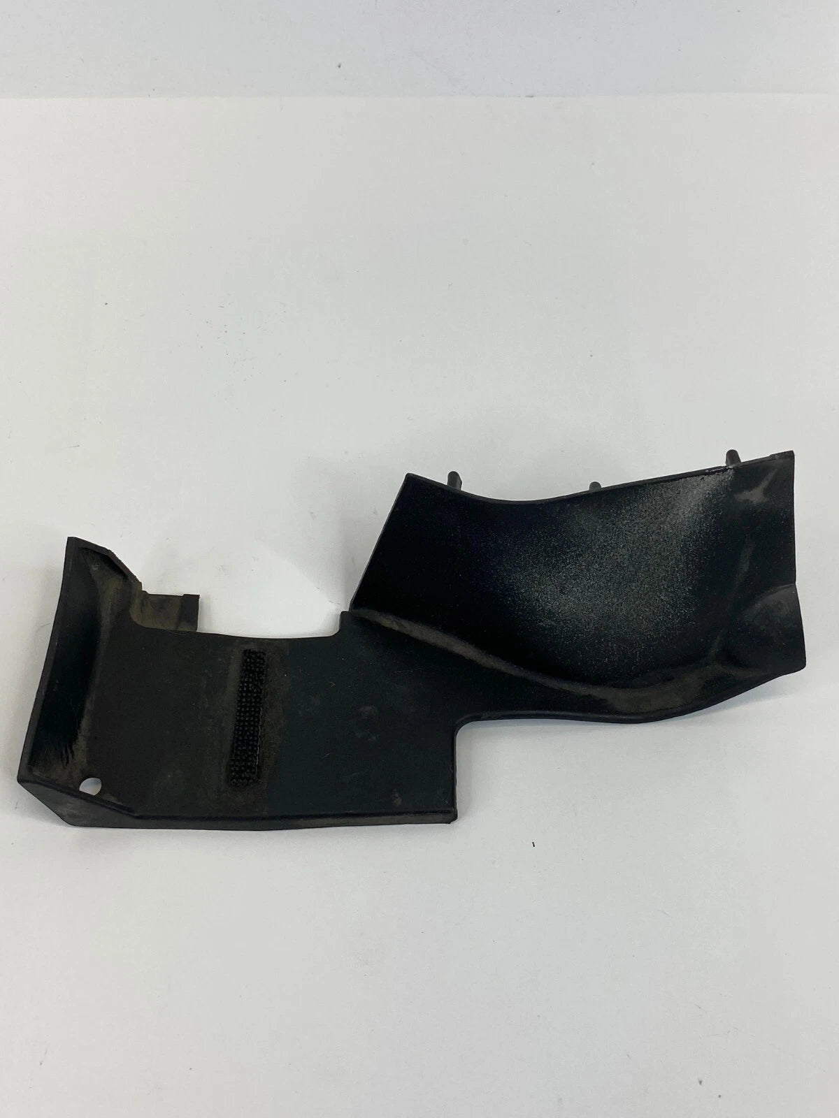 2007-2012 NISSAN VERSA FRONT LEFT SIDE COWL BAFFLE COVER PANEL 66869-EL00A OEM