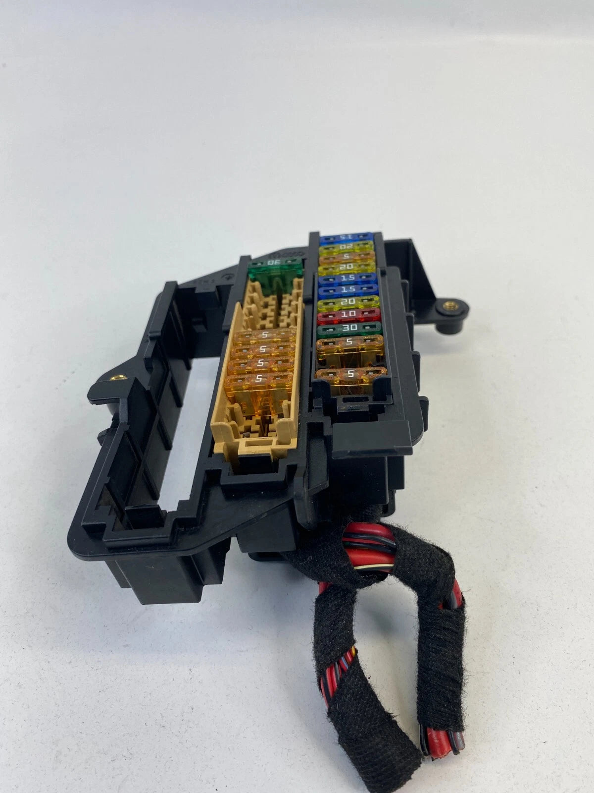 2005-2011 AUDI A6 QUATTRO FRONT RIGHT RELAY FUSE BOX W RETAINER 4F1971845A OEM