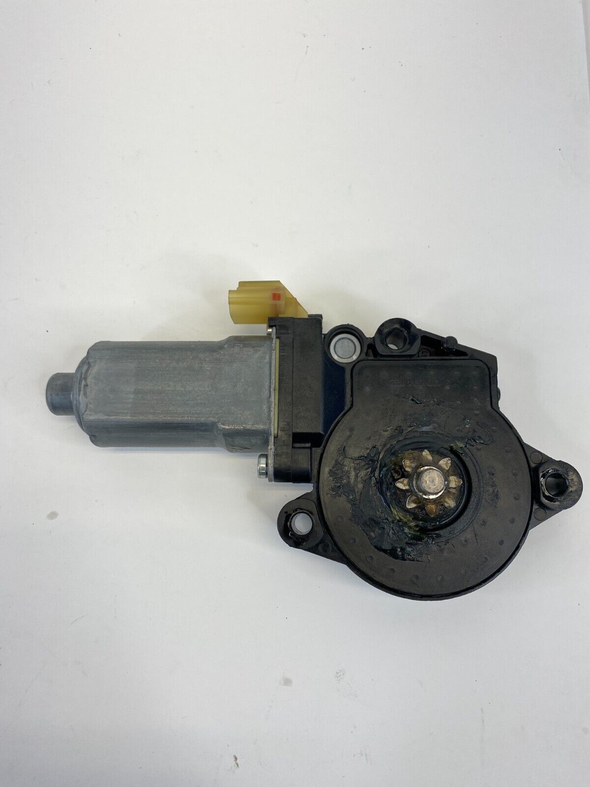 2005-2009 Hyundai Tucson Front Left Driver Side Door Window Motor 3180034192 OEM