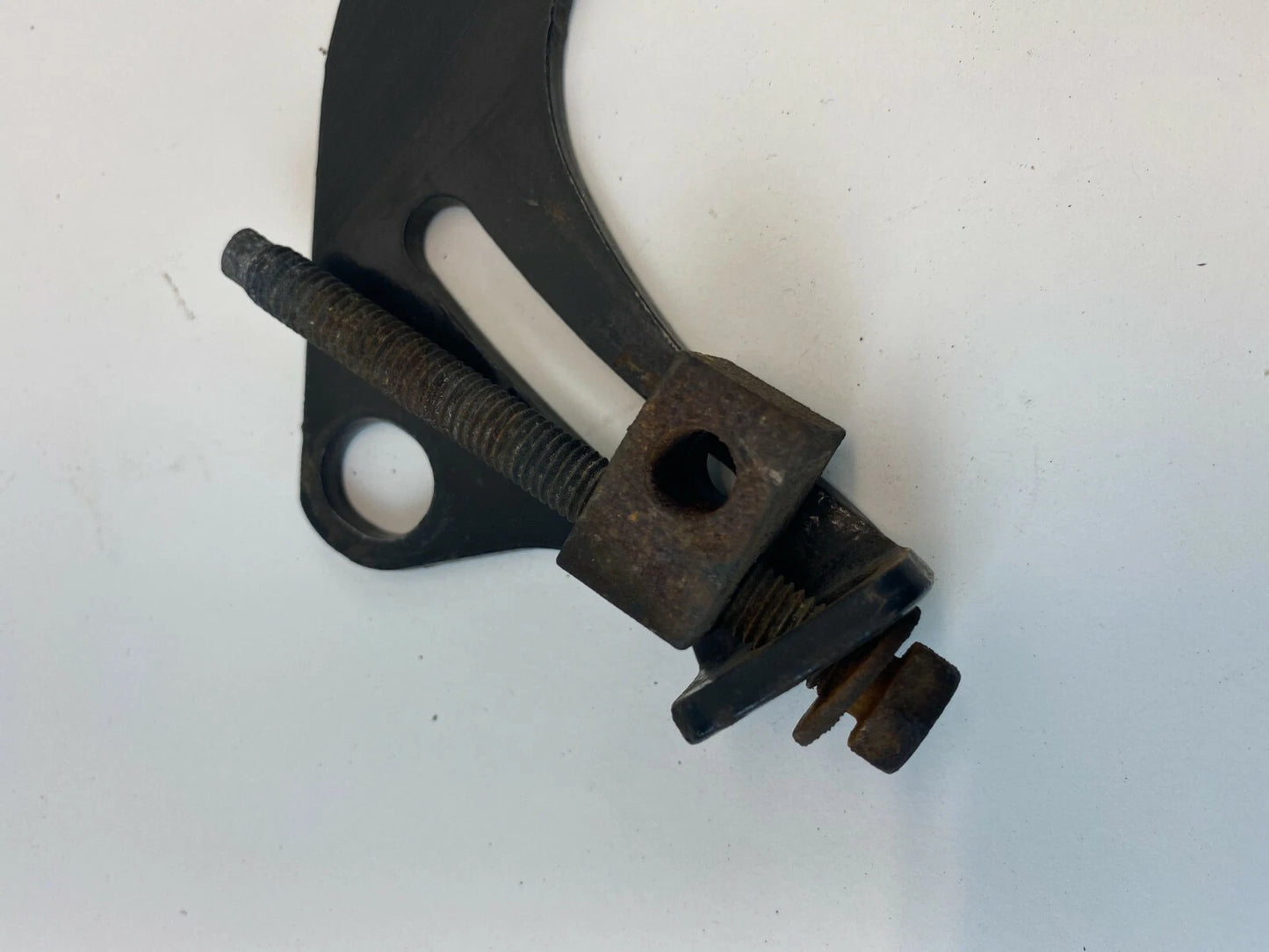 2001 TOYOTA AVALON 3.0L V6 A/T TIMING BELT TENSIONER COVER OEM