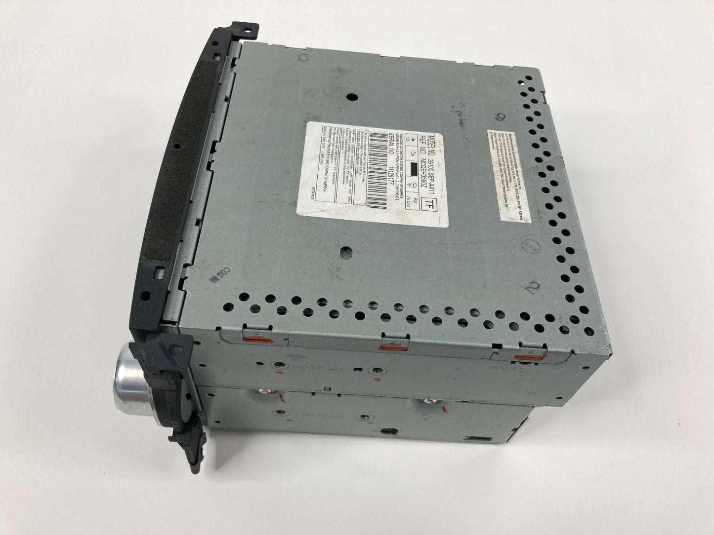 2005 2006 ACURA TL AM FM RADIO PLAYER CD DVD RECEIVER 39100-SEP-A411 OEM