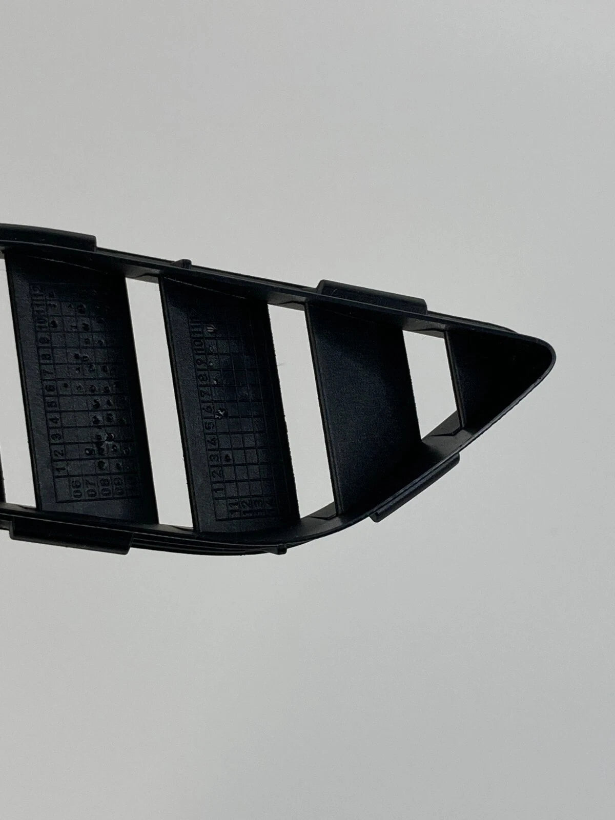 2009-2016 AUDI A4 QUATTRO DASH INSTRUMENT RIGHT SIDE A/C DEFROSTER VENT GRILLE