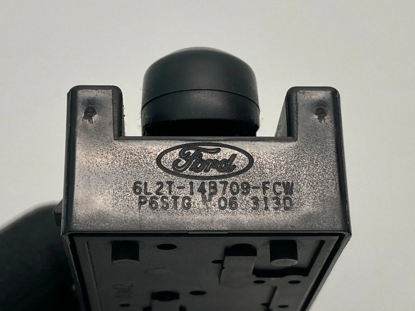 2006 LINCOLN ZEPHYR FRONT LEFT DRIVER SIDE POWER SEAT SWITCH 6L2T-14B709-FCW OEM