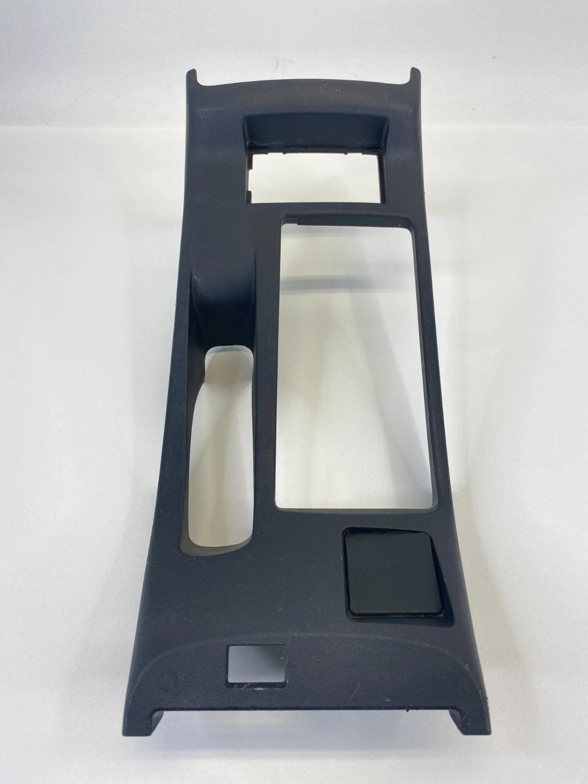 08-17 MITSUBISHI LANCER FLOOR CENTER CONSOLE PANEL CUP HOLDER BEZEL TRIM 8041A04
