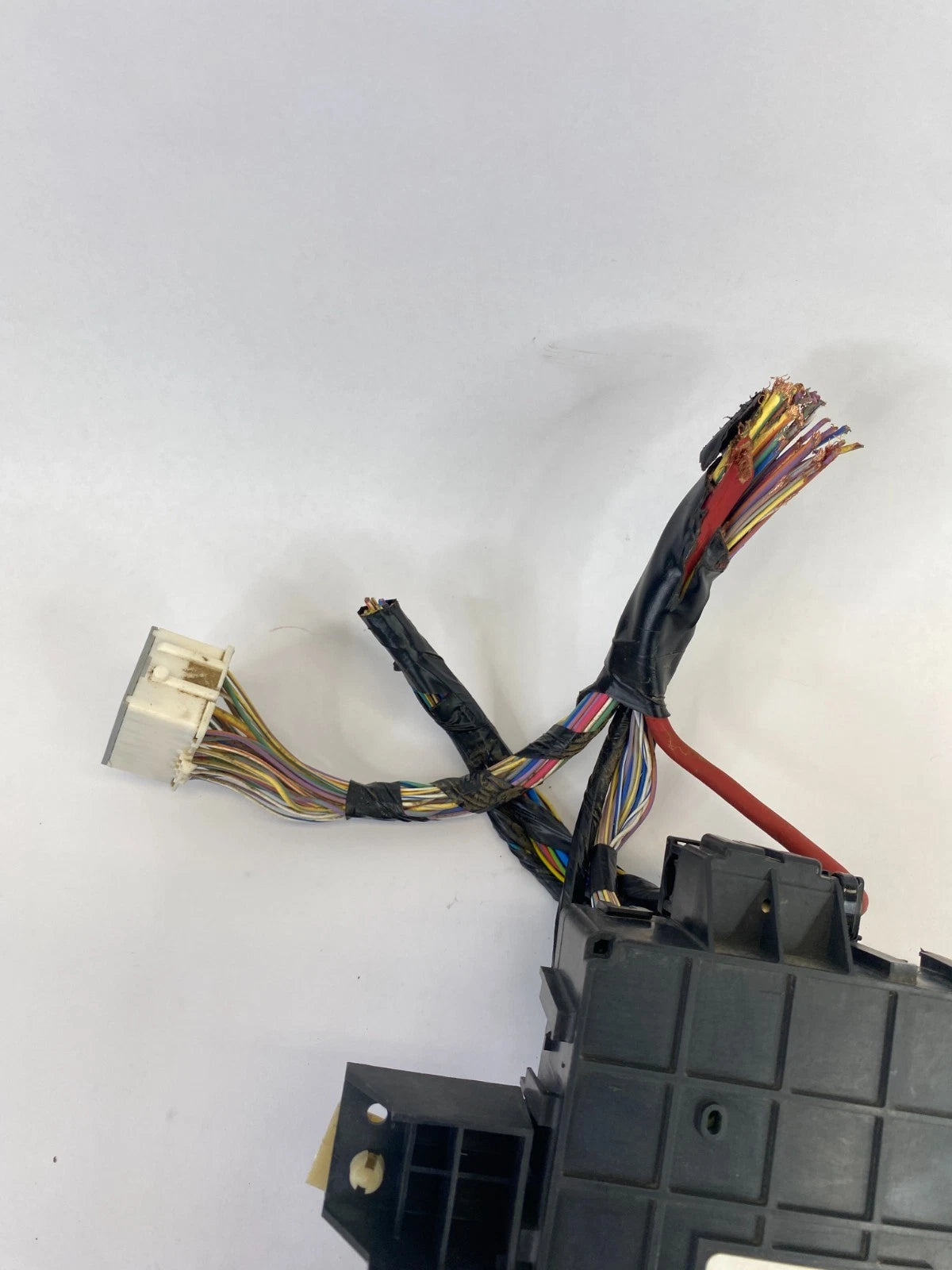 2011-2015 FORD EXPLORER SMART FUSE JUNCTION BOX BODY MODULE BCM DB5T-15604AD OEM