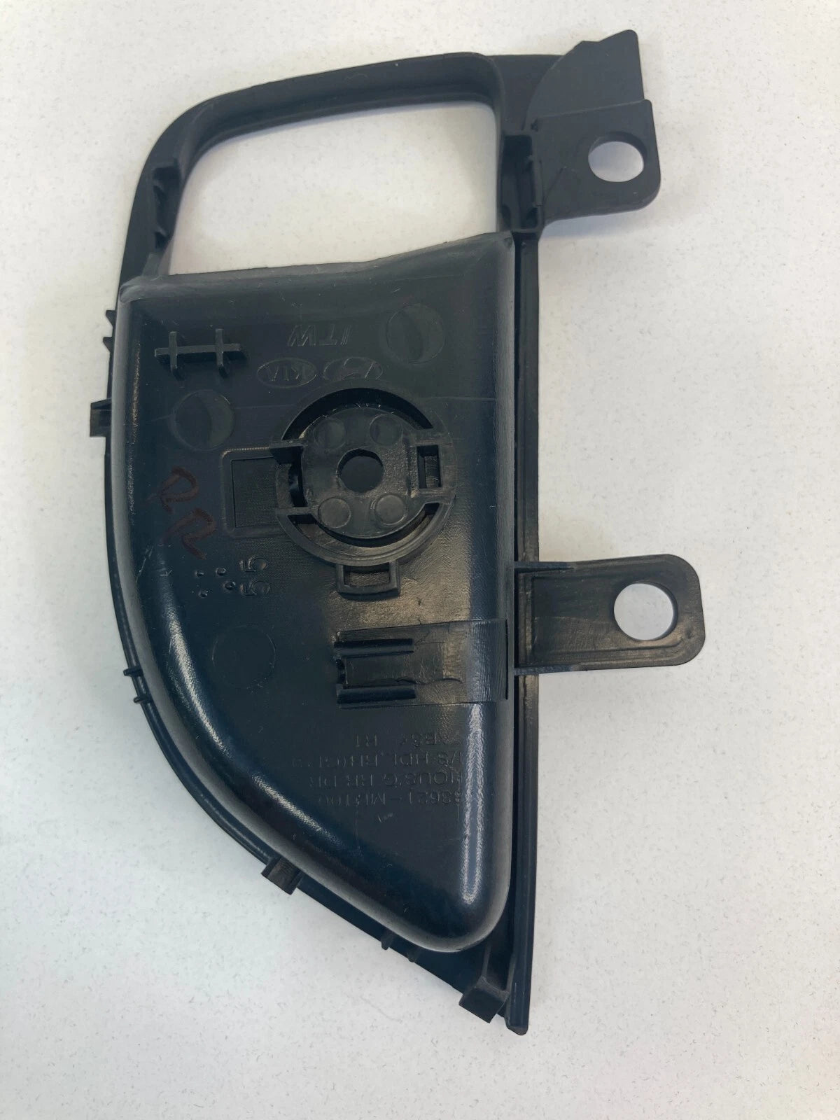11-16 HYUNDAI ELANTRA REAR RIGHT INNER DOOR HANDLE TRIM BEZEL COVER 83621-MD100