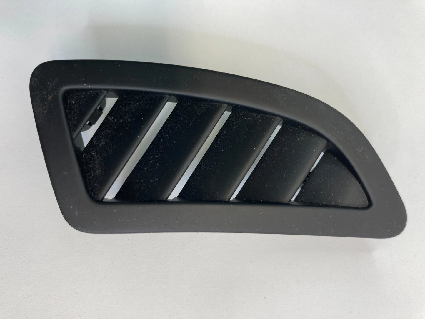 11-17 BUICK REGAL DASH RIGHT AIR VENT DEFROST DEFOGGER GRILLE OUTLET 13279240