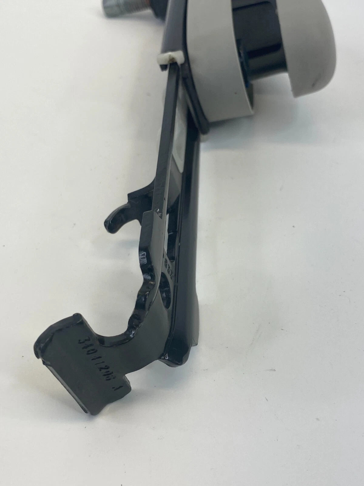 2009 2010 VOLKSWAGEN ROUTAN FRONT LEFT SEAT BELT HEIGHT ADJUSTER 1DW77ES3AA