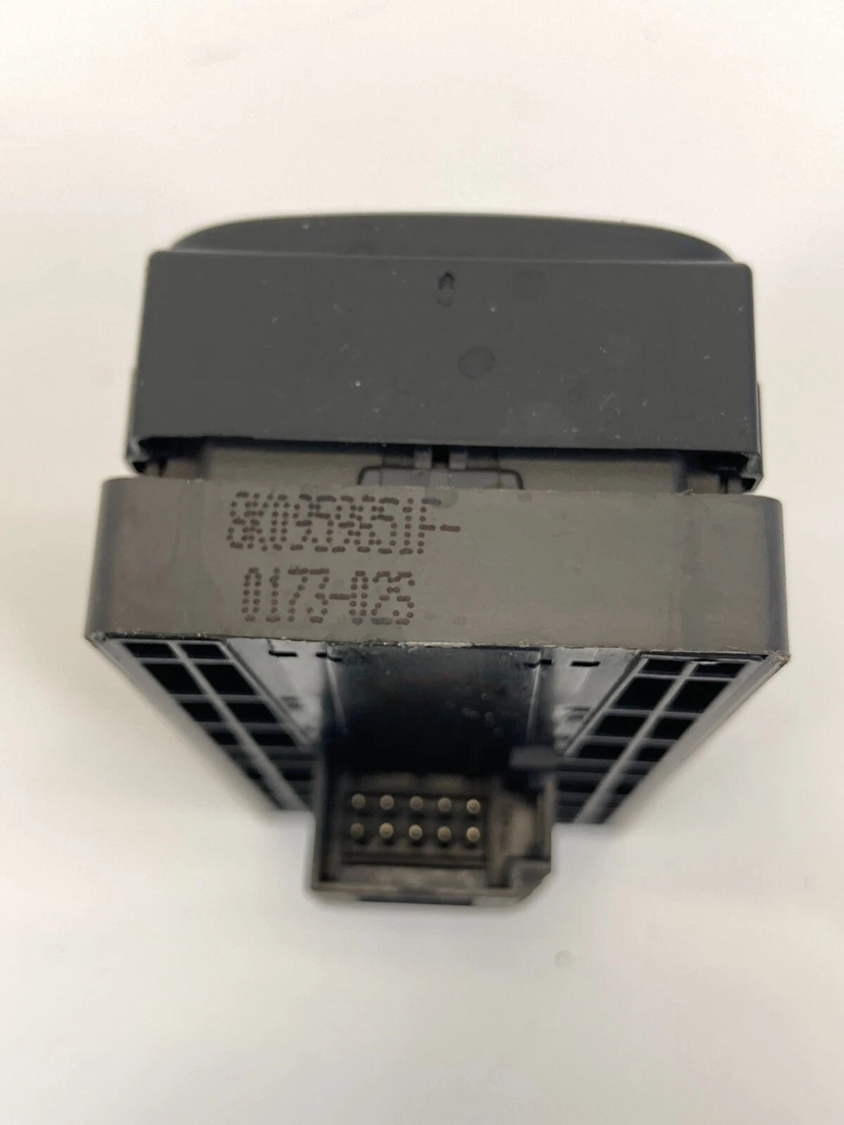 2013-2016 AUDI A4 FRONT LEFT DRIVER MASTER WINDOW SWITCH BUTTON 8K0-959-851-F