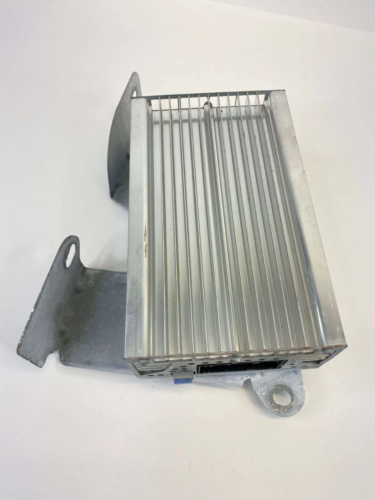 2007 2008 2009 MINI COOPER RADIO STEREO AUDIO AMPLIFIER AMP BRACKET OEM