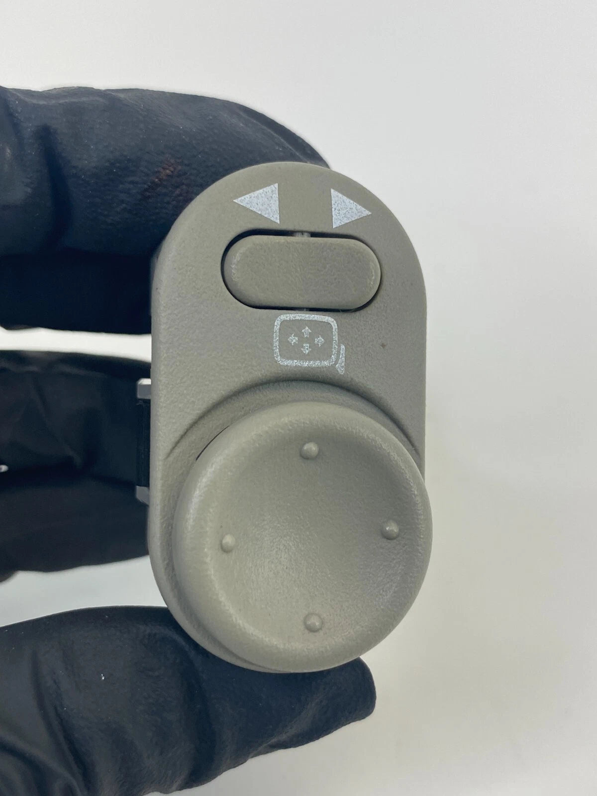 2007-2009 SUZUKI XL-7 XL7 DASH POWER MIRROR CONTROL SWITCH BUTTON 15797086 OEM