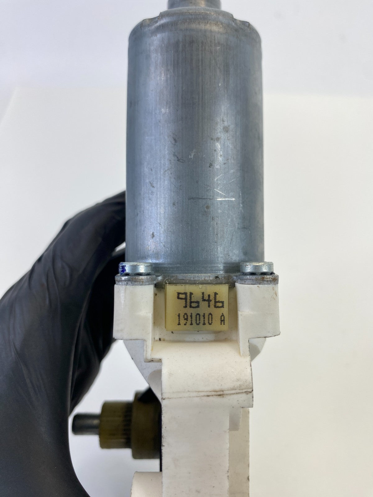 08-16 Chrysler Town & Country Front Right Side Power Window Motor 0130821470 OEM