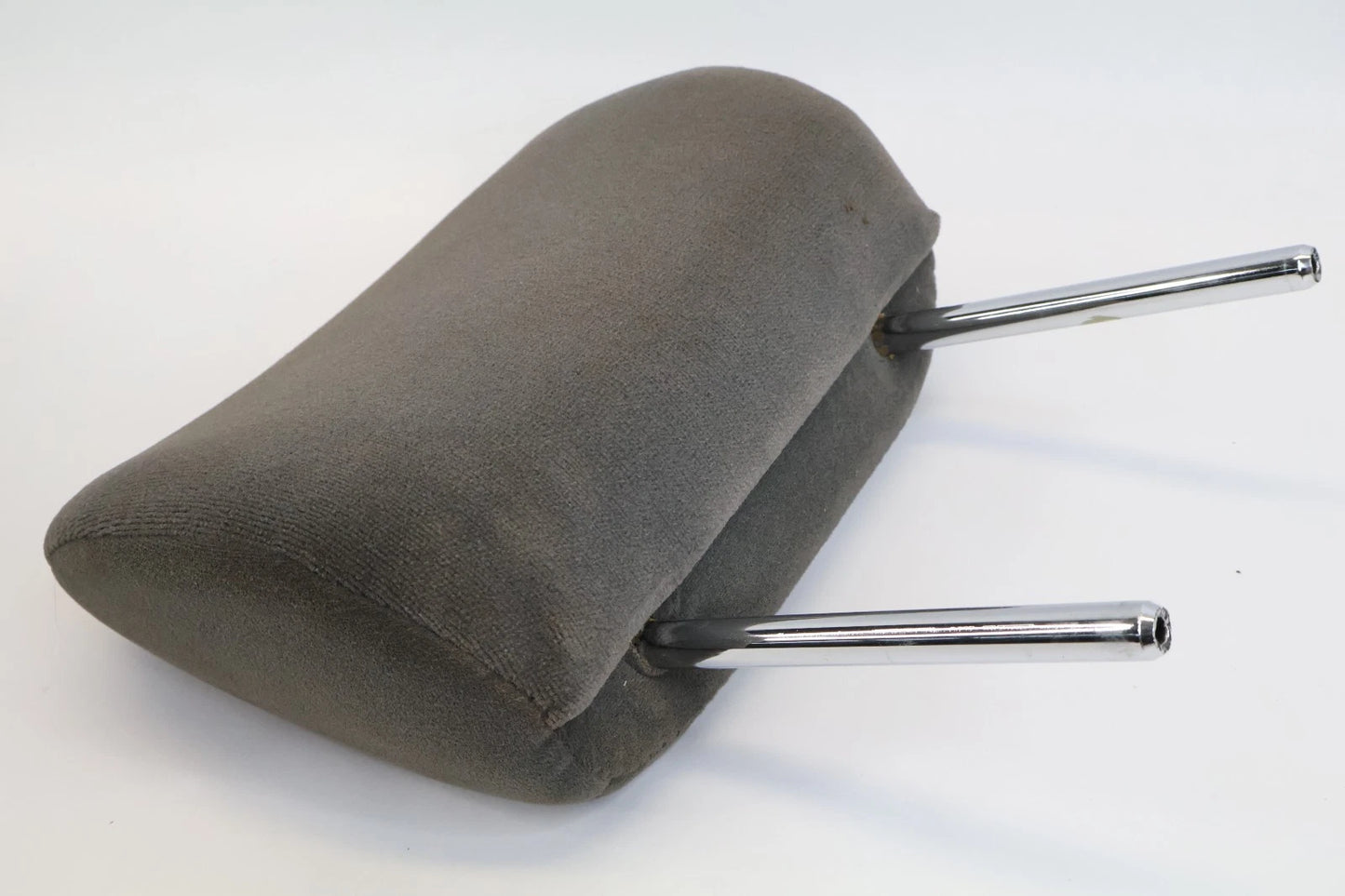 2004-2006 TOYOTA TUNDRA DOUBLE CAB REAR HEADREST HEAD REST SET 3 CLOTH OEM