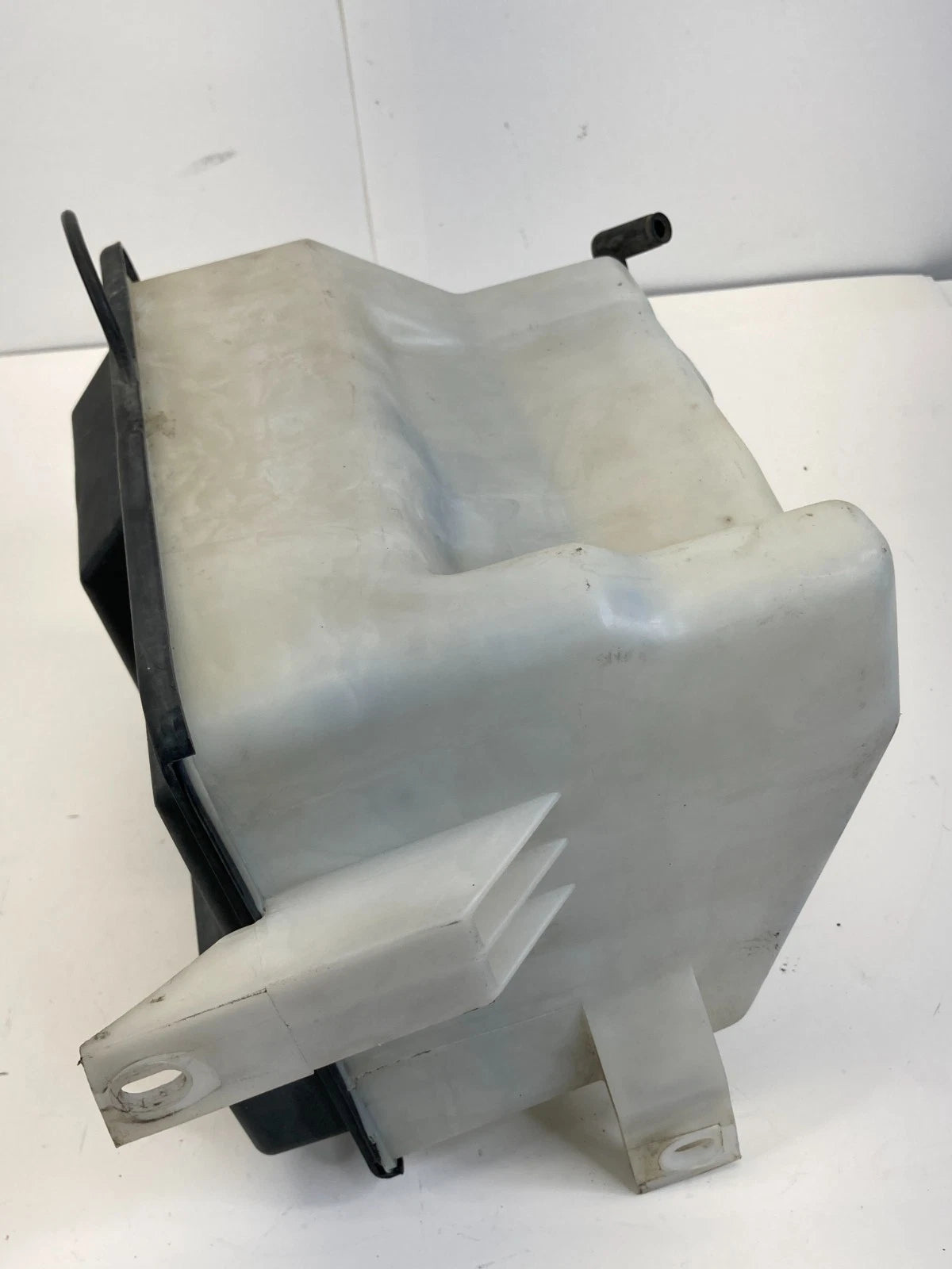04 05 06 07 08 FORD F150 WINDSHIELD WASHER RESERVOIR TANK BOTTLE PUMP OEM