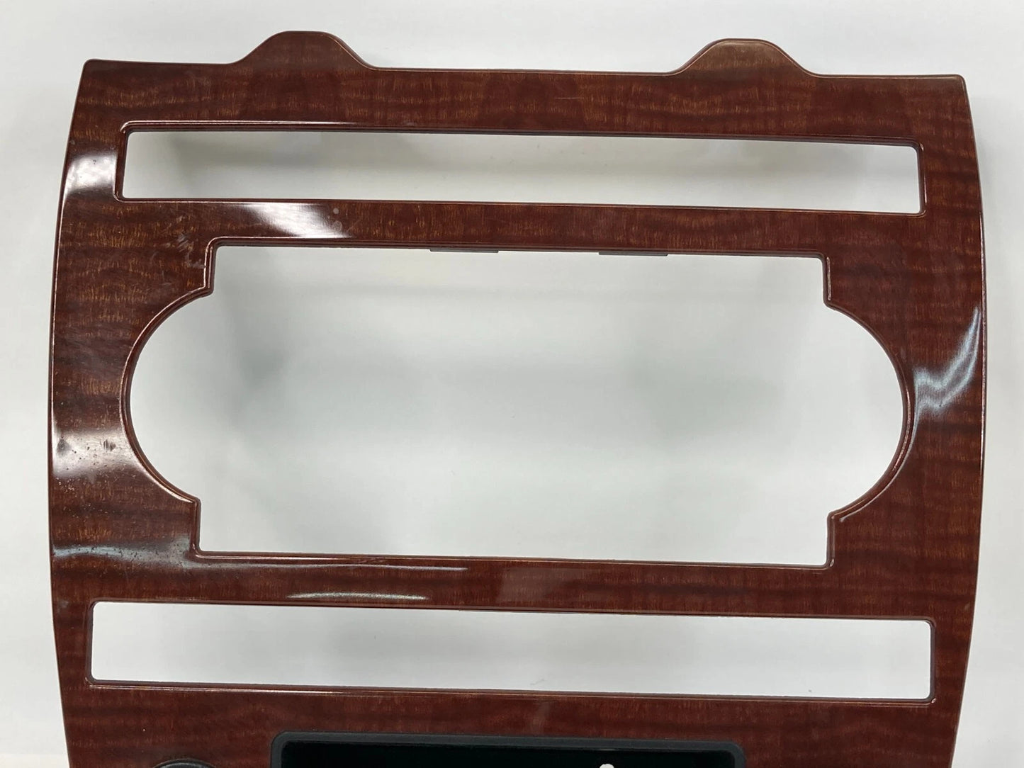 2005-2007 JEEP GRAND CHEROKEE INSTRUMENT PANEL BEZEL W/ POWER OUTLET X35008103