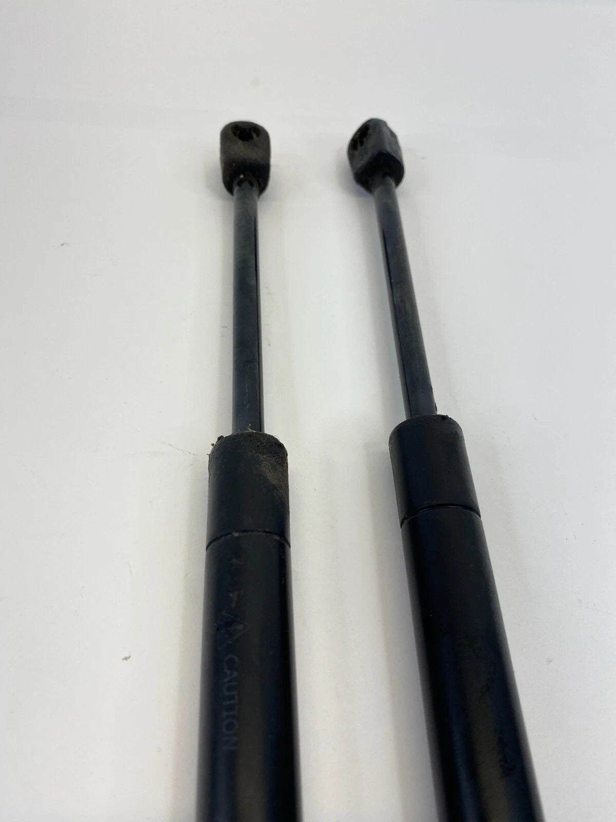 08-15 CADILLAC CTS SEDAN REAR TAILGATE TRUNK LIFT STRUTS SHOCK SUPPORT PAIR OEM