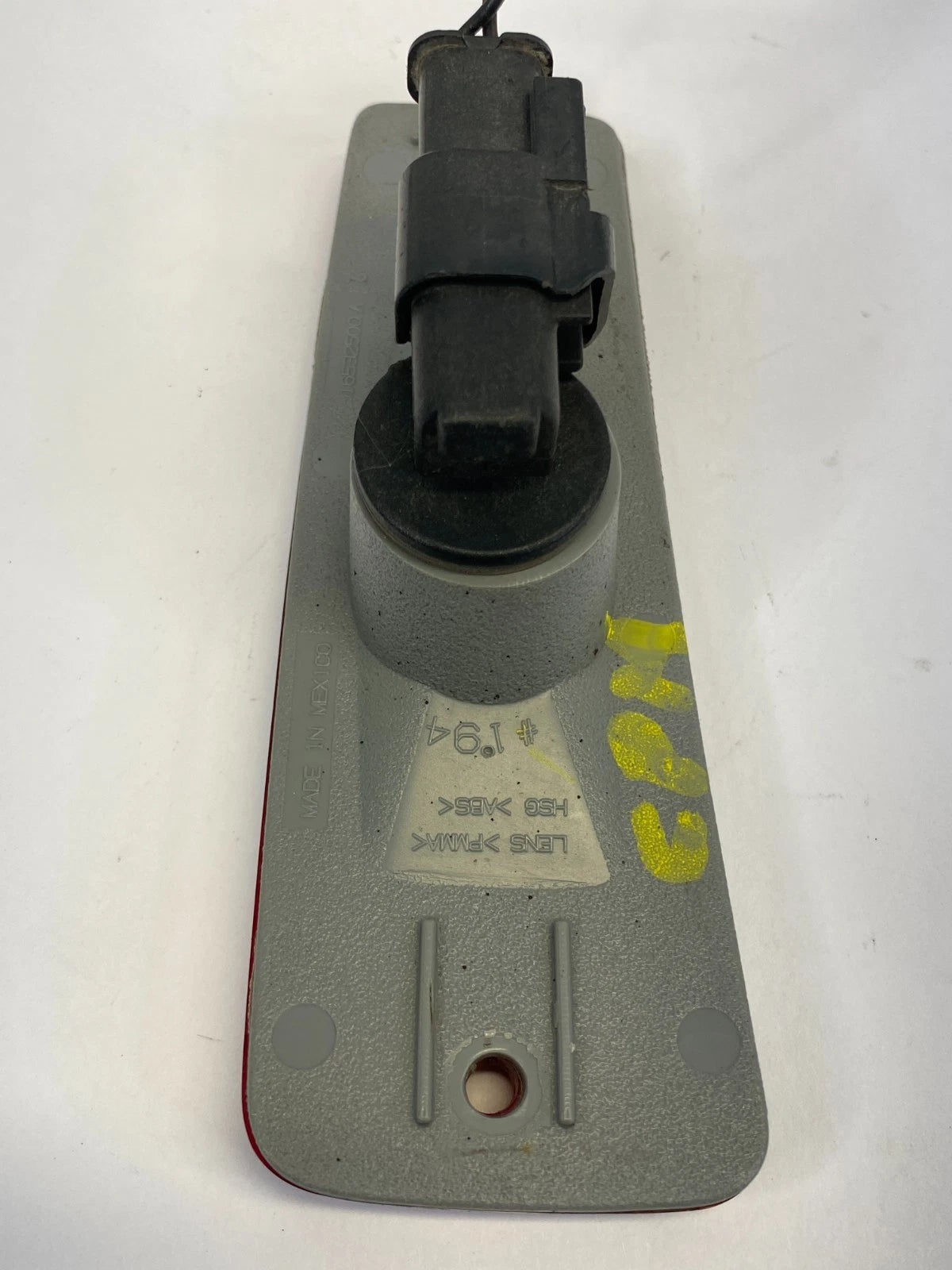 2006-2011 CHEVY CHEVROLET HHR REAR RIGHT SIDE BUMPER MARKER LIGHT LAMP OEM