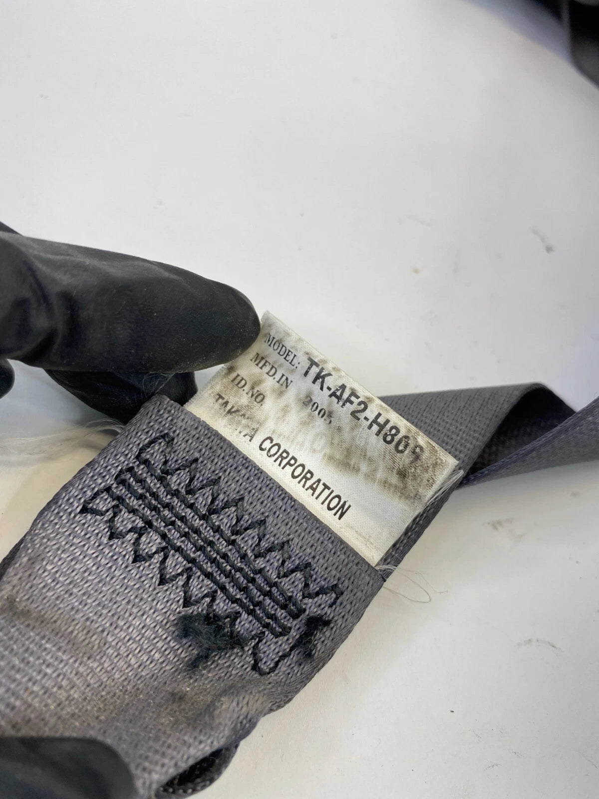 2004-2006 MAZDA MPV FRONT RIGHT PASSENGER SIDE SEAT BELT RECTRACTOR OEM