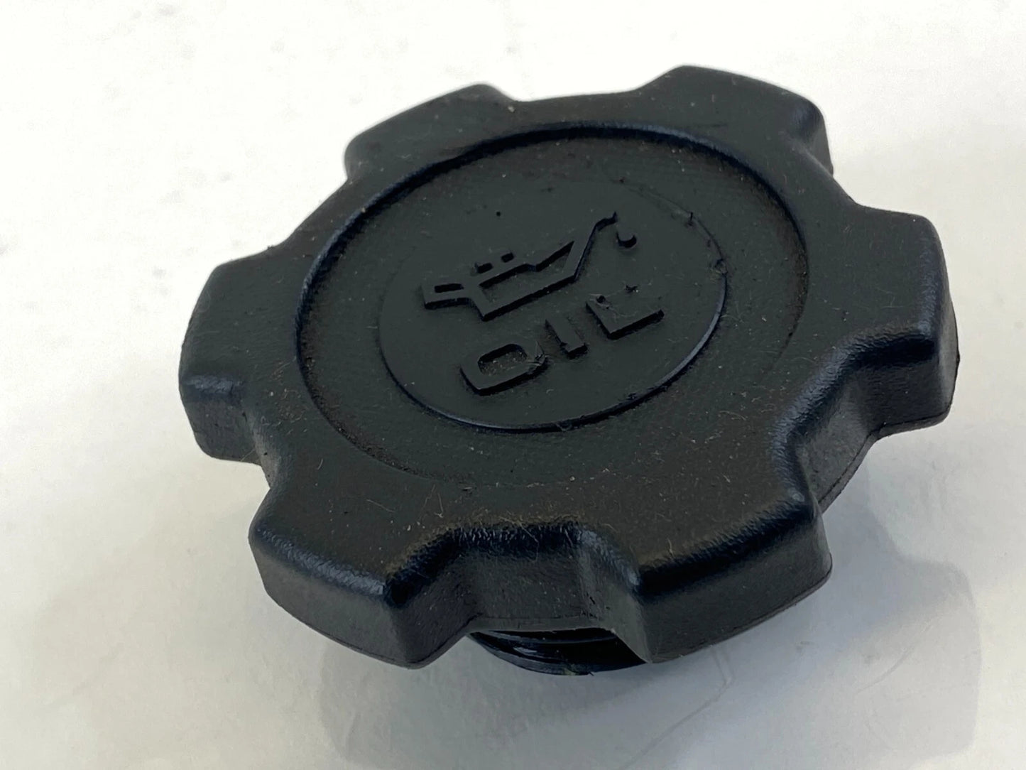 2006 2007 06 07 SUBARU B9 TRIBECA ENGINE OIL RESERVOIR FILLER CAP COVER LID OEM