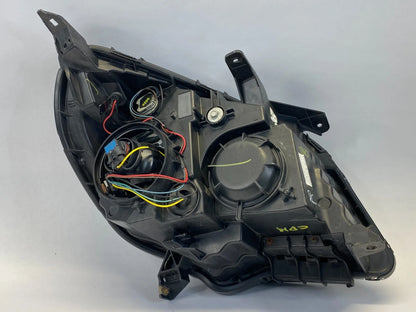 2016 2017 CHEVROLET EQUINOX FRONT LEFT DRIVER HEADLIGHT HEADLAMP HALOGEN OEM