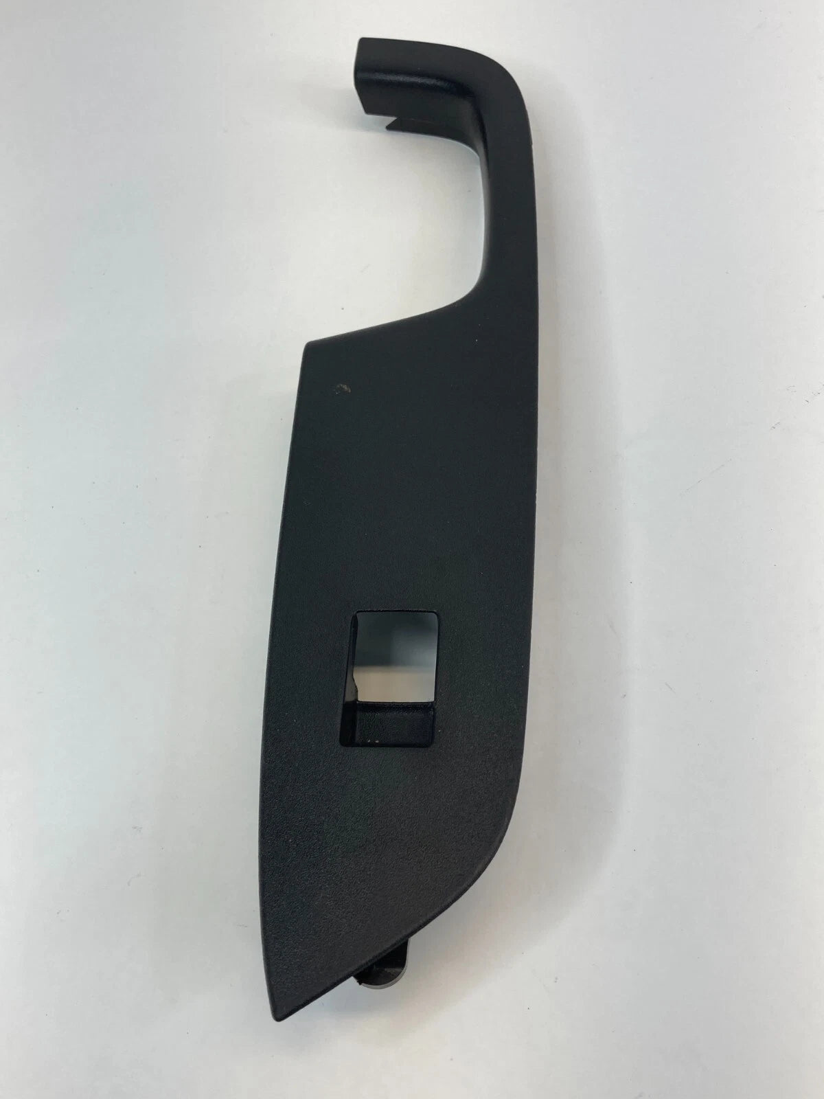 2010-2017 CHEVROLET EQUINOX FRONT RIGHT POWER WINDOW SWITCH BEZEL COVER 25946839