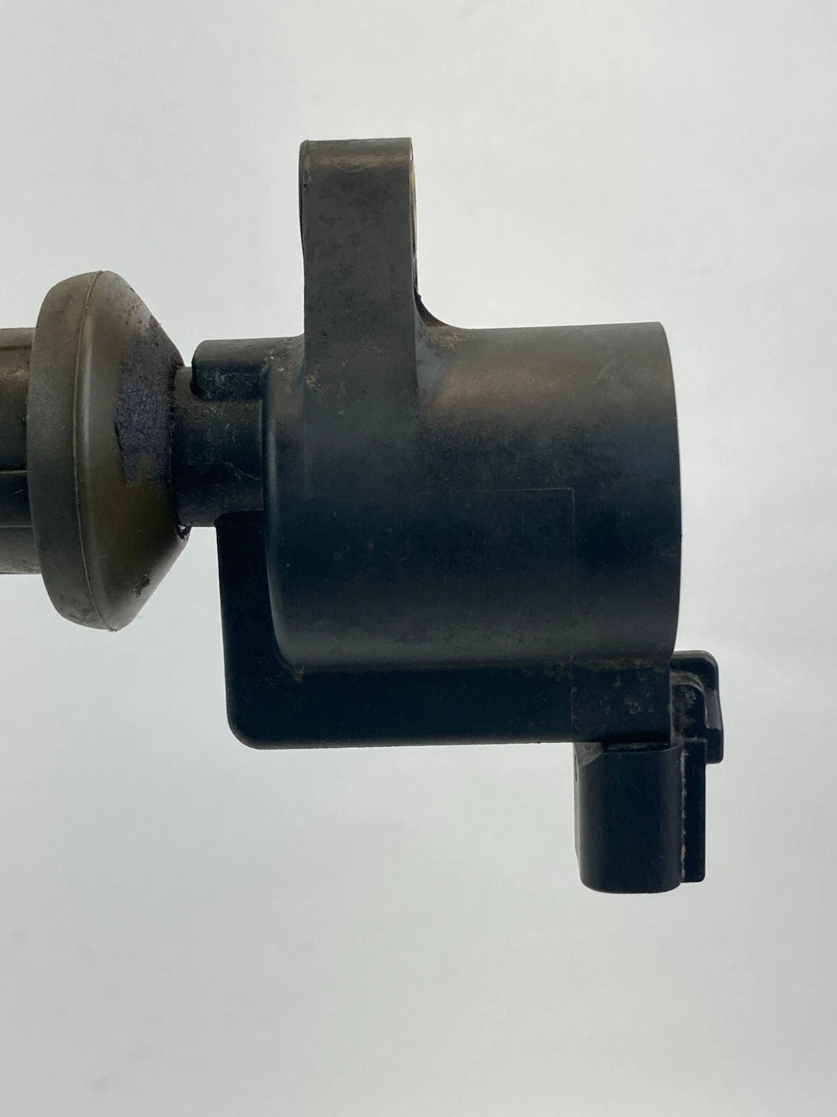 04 05 06 MAZDA 3 MAZDA3 2.0L ENGINE IGNITION COIL IGNITER 4M5G12A366BC OEM