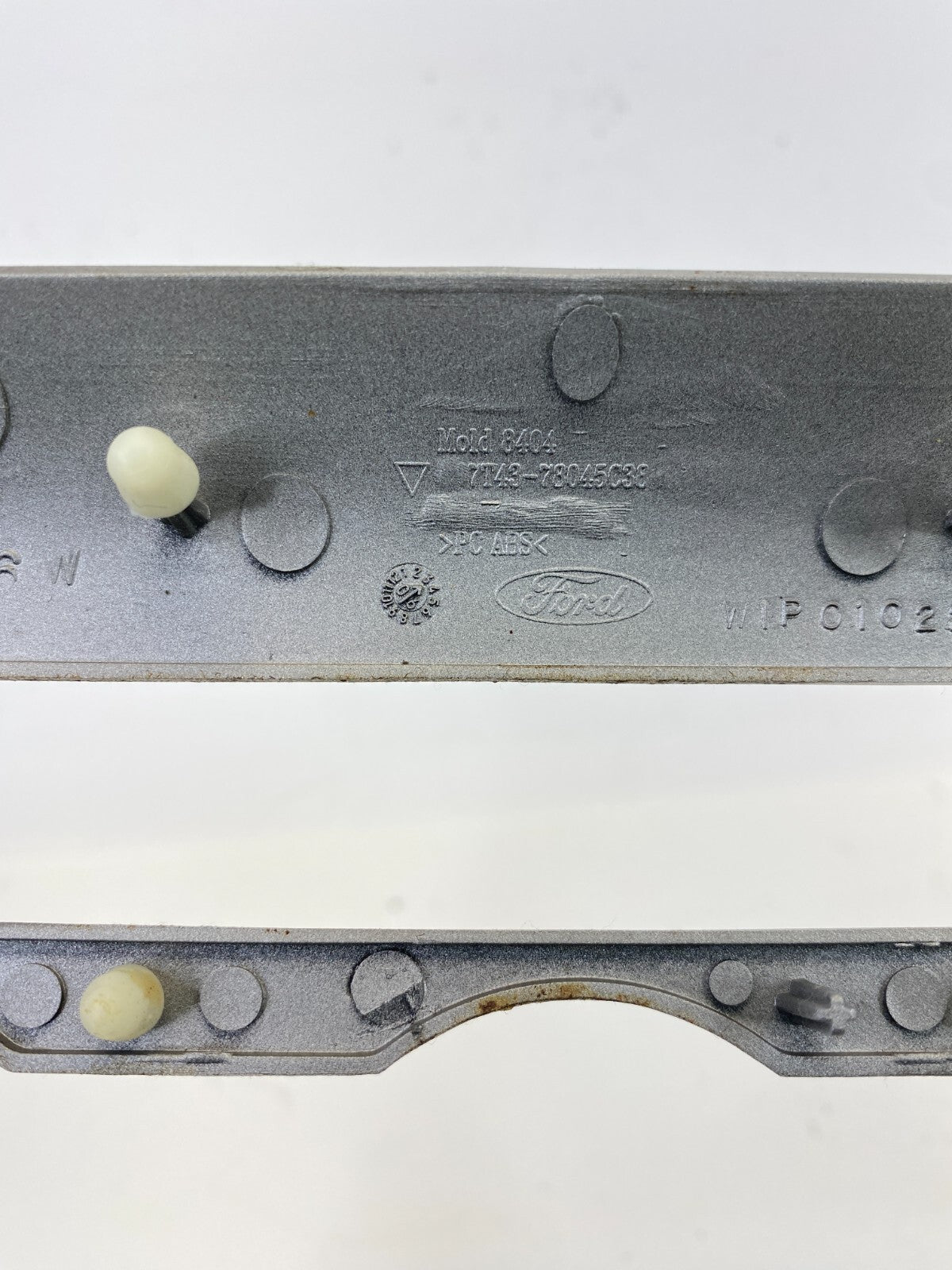 2007-2010 Ford Edge Center Dash Climate Control Radio Bezel Trim 7T43-78045C38