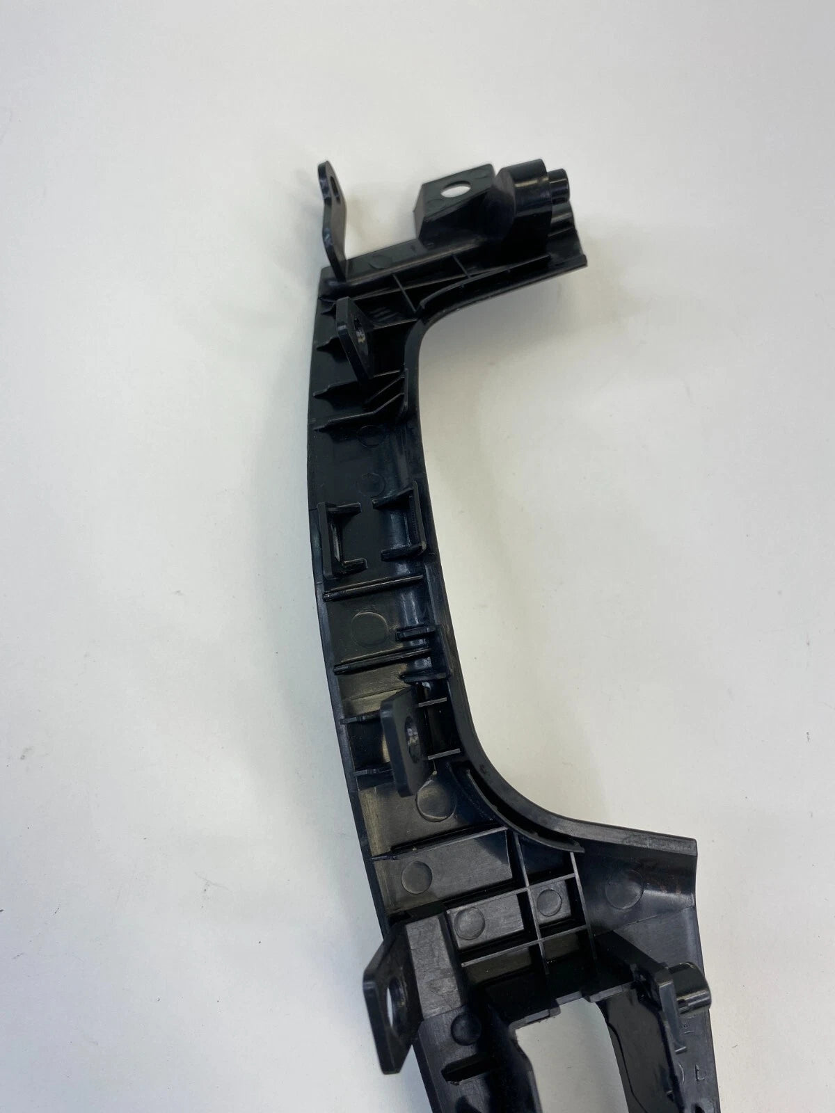 14-16 HYUNDAI ELANTRA REAR RIGHT DOOR WINDOW SWITCH TRIM BEZEL 201007574 OEM