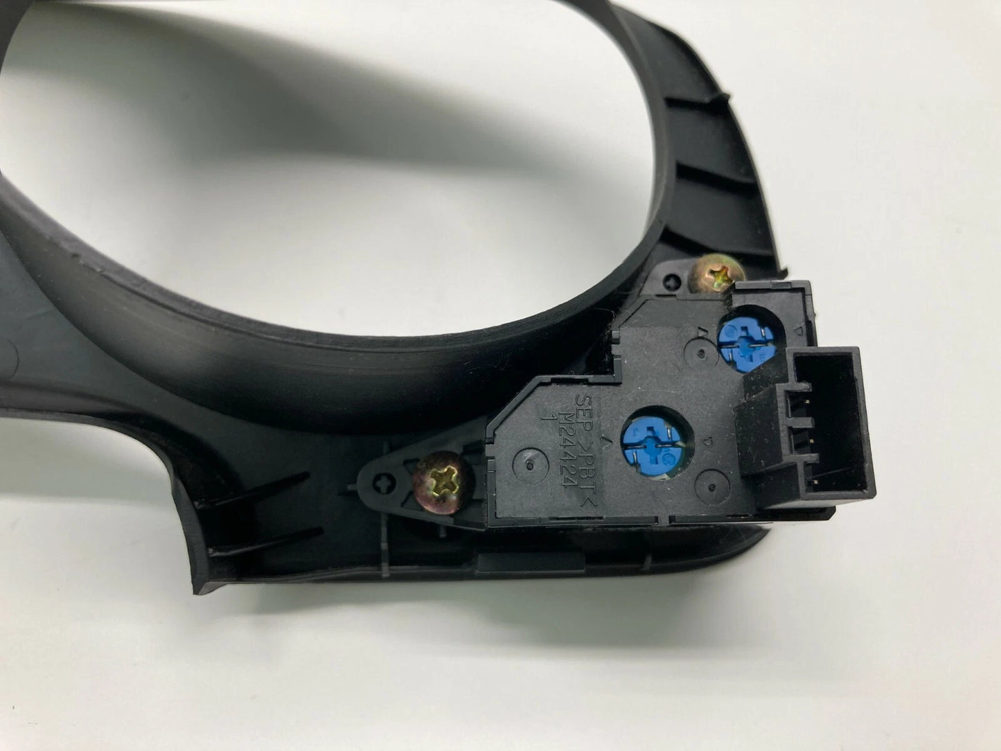 2004 05 2006 ACURA TL DASH INSTRUMENT CLUSTER SPEEDOMETER BEZEL TRIM INFO SWITCH