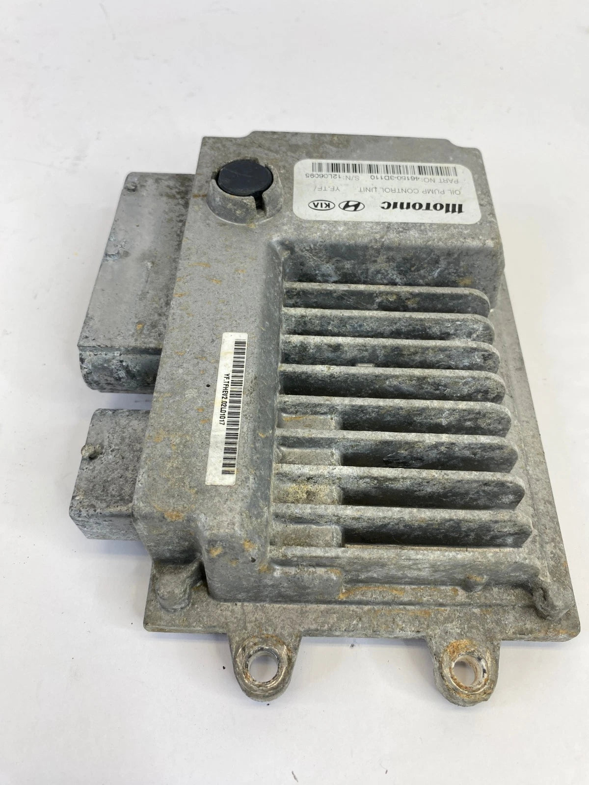 11-15 HYUNDAI SONATA OIL PUMP CONTROL MODULE ASSEMBLY ENGINE BAY OEM 46150-3D110