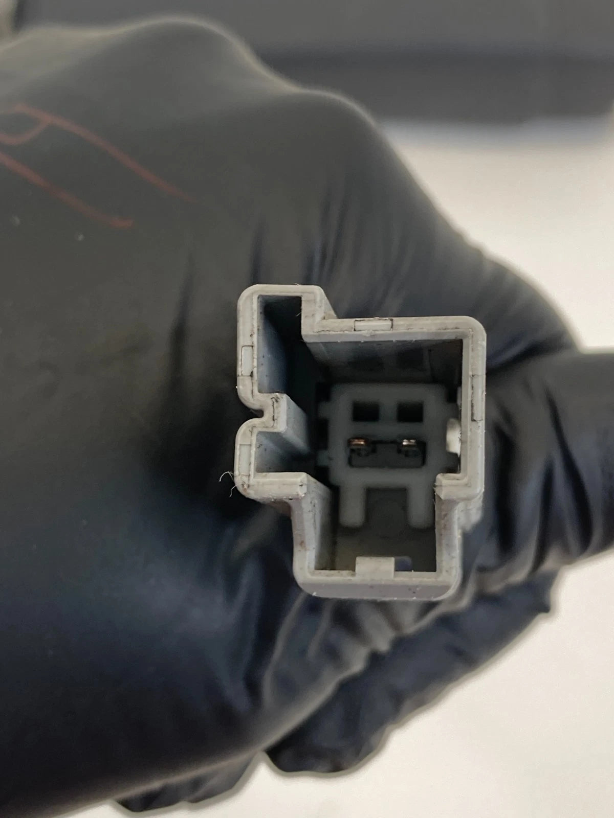 2006-2010 DODGE CHARGER FRONT LEFT DRIVER SIDE SEAT BELT BUCKLE ASSEMBLY OEM