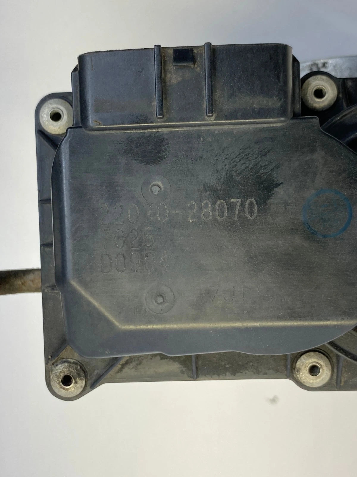 2005-2008 TOYOTA RAV4 06-11 CAMRY 2.4L THROTTLE BODY OEM 22030-28070