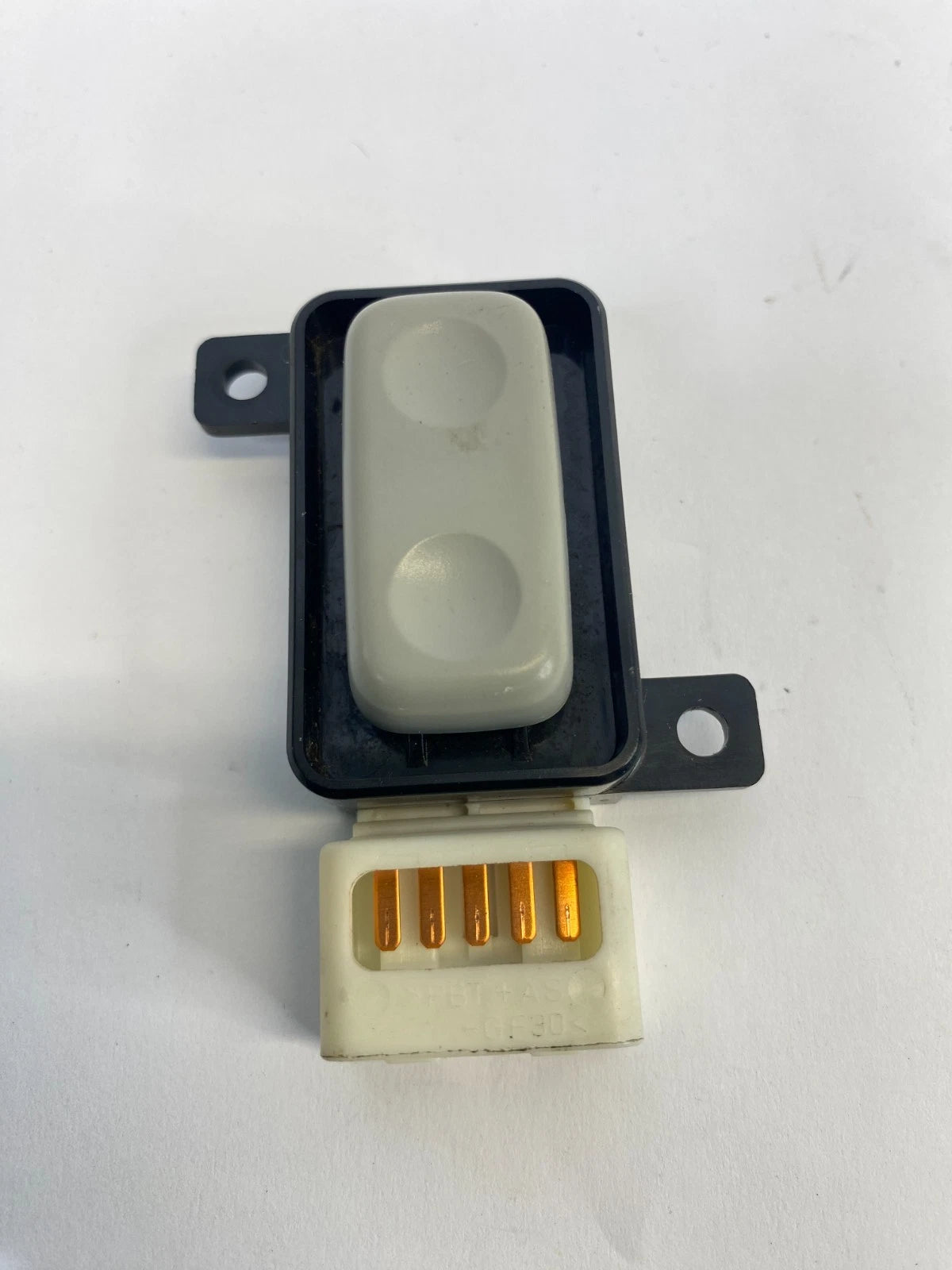 2009-2016 TOYOTA VENZA FRONT RIGHT PASSENGER SEAT LUMBAR SEAT SWITCH 18B052 OEM