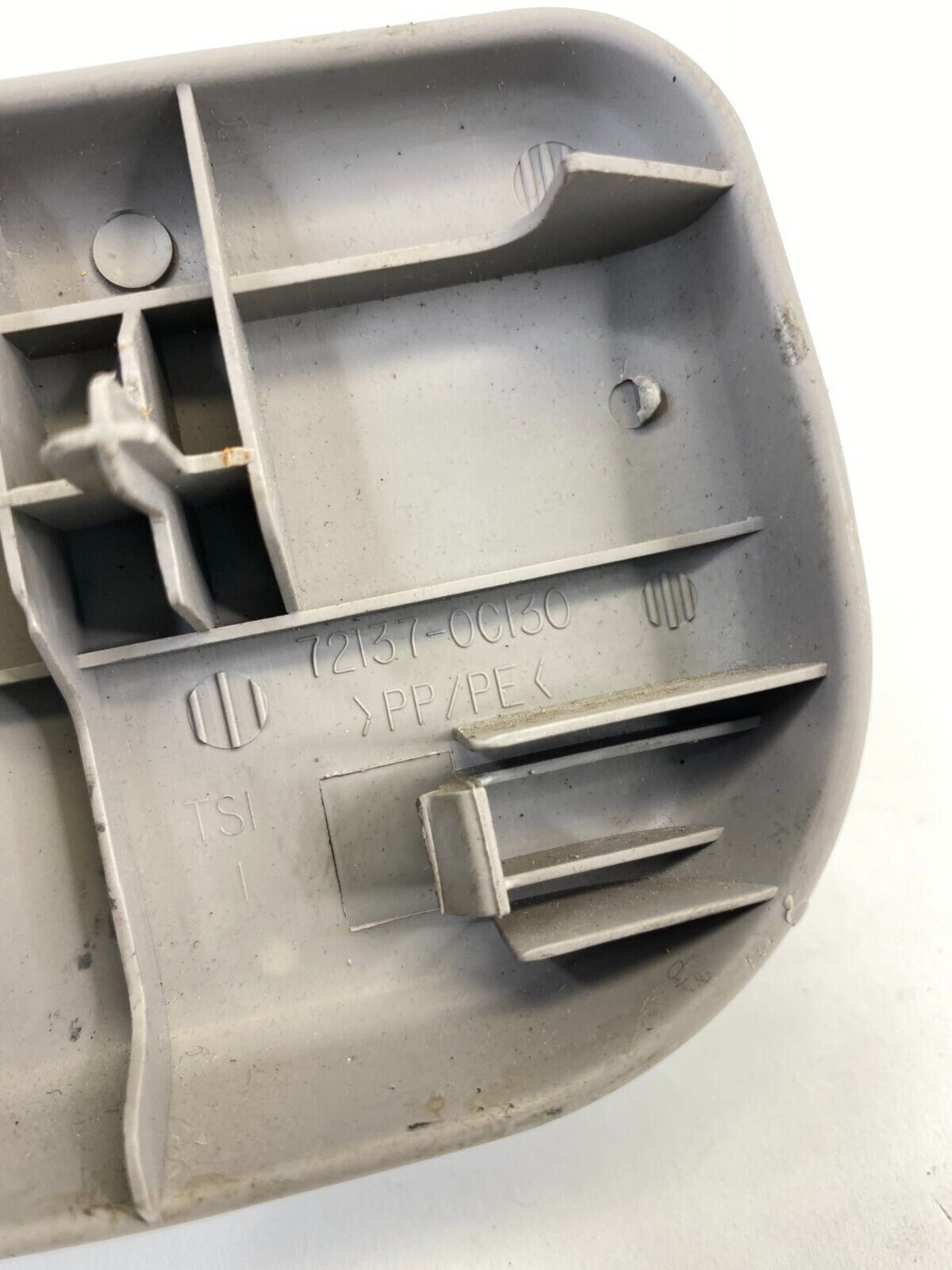 2001-2004 Toyota Sequoia Front Seat Track End Cover Trim Panel 72137-0C130 OEM