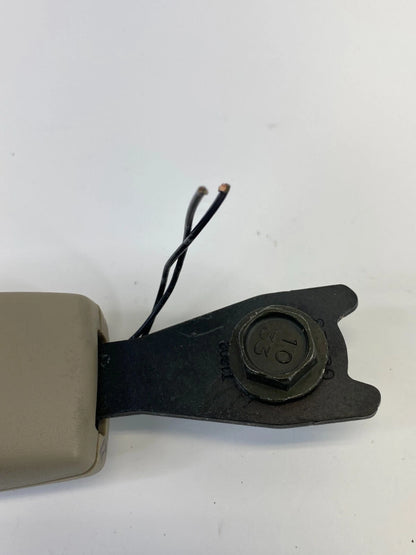 2000 2001 MAZDA MPV FRONT LEFT DRIVER SIDE SEAT BELT BUCKLE RECIVER ASSY OEM